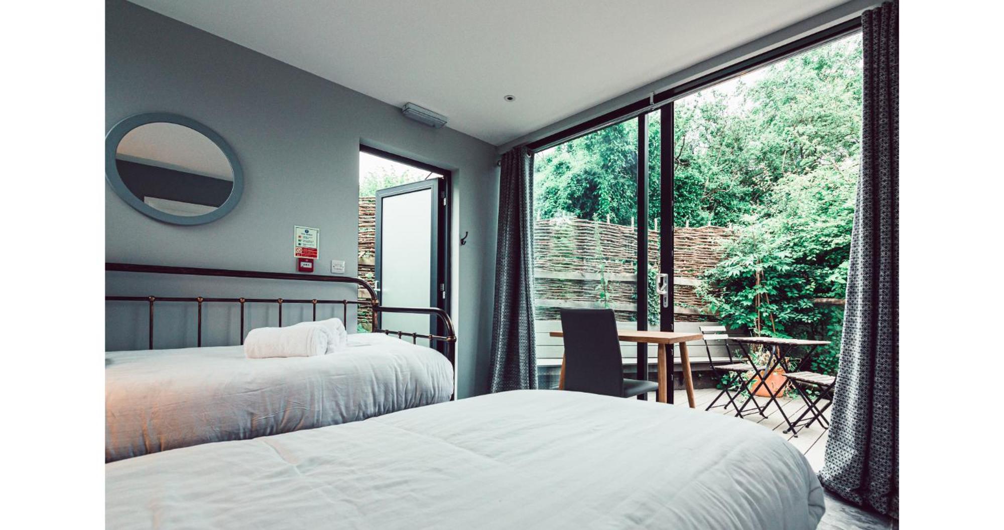Clophill Eco Lodges 部屋 写真